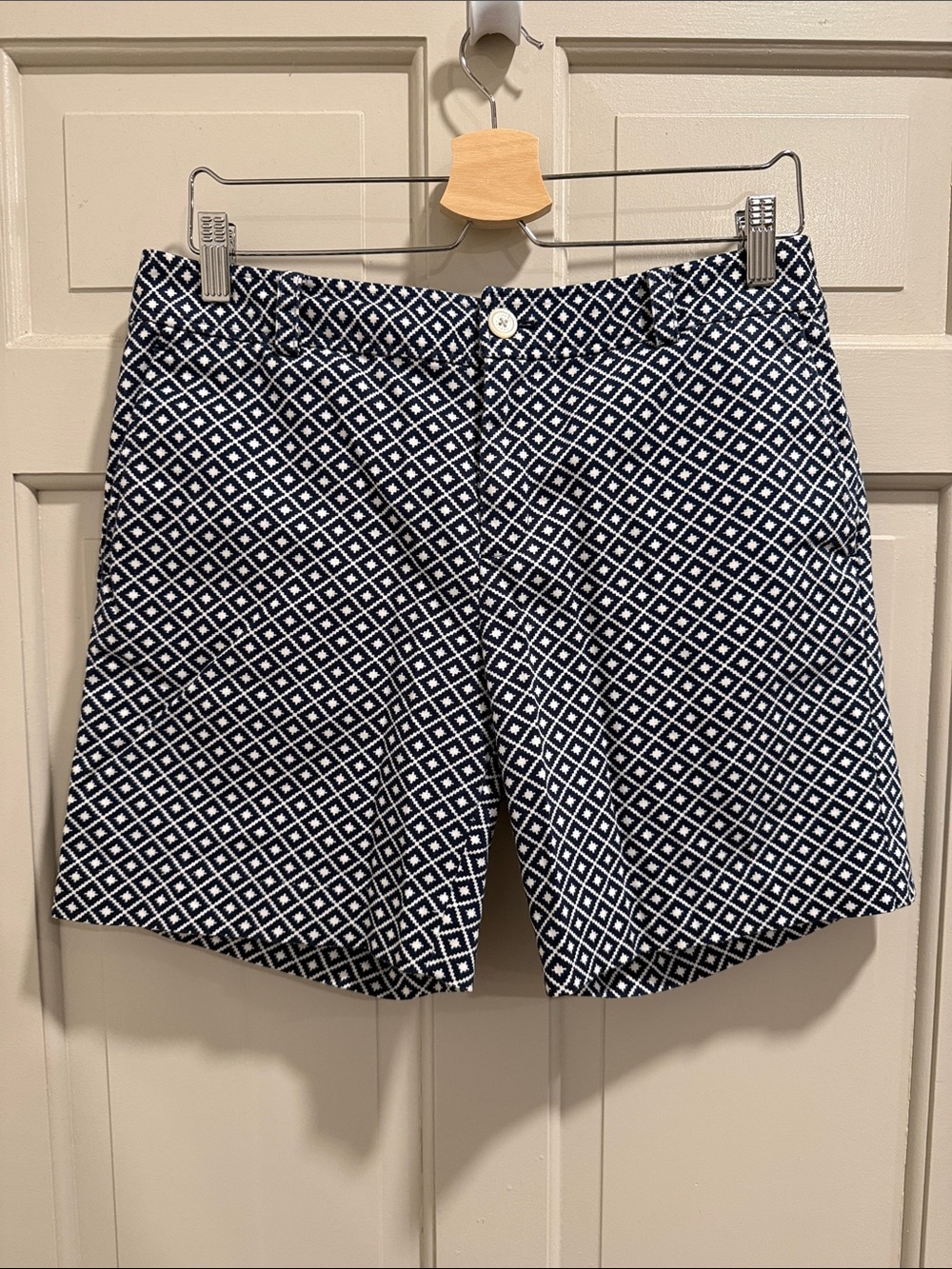 Chaps Navy & White Geometric Diamond-Print Shorts Size 10